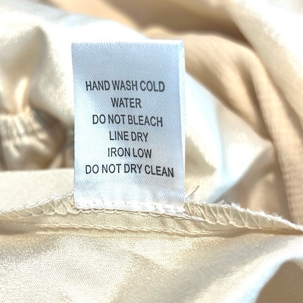 NWT,Hyfve,Lucious Cream,Tie-Front Romper,Sexy,Fun,Flirty,Vacation Perfect,Size M - Picture 9 of 11